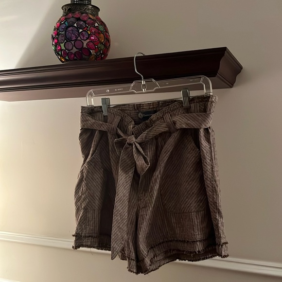 Hot Summer Sale! Democracy shorts, brown stripe, size 14. NWOT - Picture 1 of 6